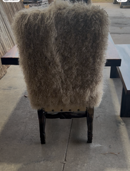 Aspen Chair W/ Tibetan Lamb