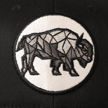 Men's Geometric Bull Patched Baseball Cap with Meshed Back