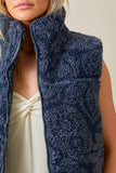 PAISLEY SHERPA PRINT VEST