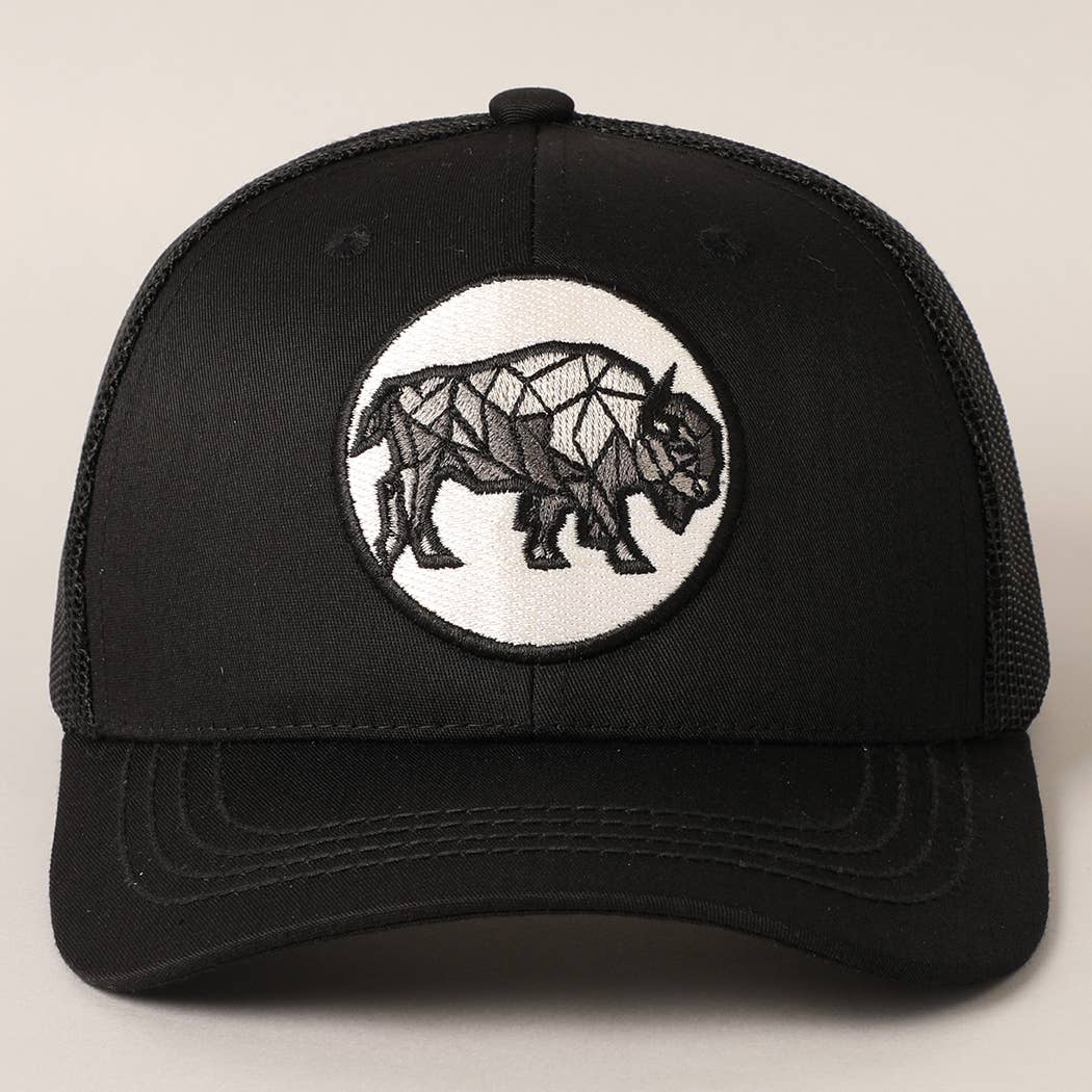 Men's Geometric Bull Patched Baseball Cap with Meshed Back