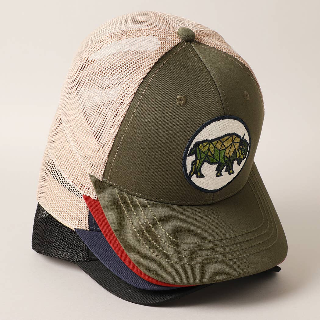 Men's Geometric Bull Patched Baseball Cap with Meshed Back