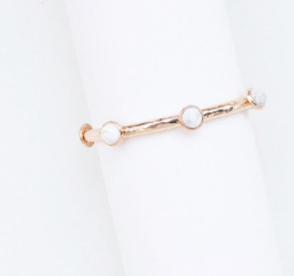 MBS HO HOWLITE BRACELET