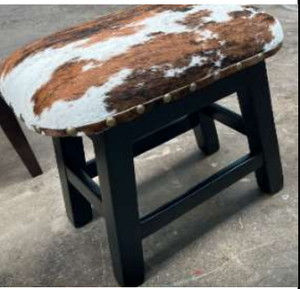 TRICOLOR STOOL