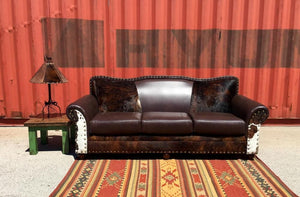 Cattleman Brindle/Blk Oak Sofa Microfiber