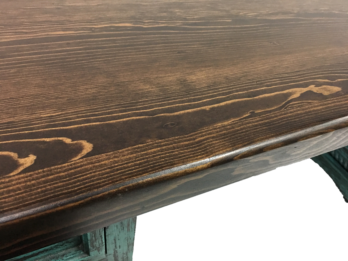 Felipe Desk
